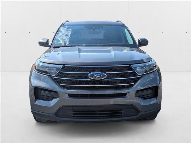 Used 2024 Ford Explorer XLT video 2