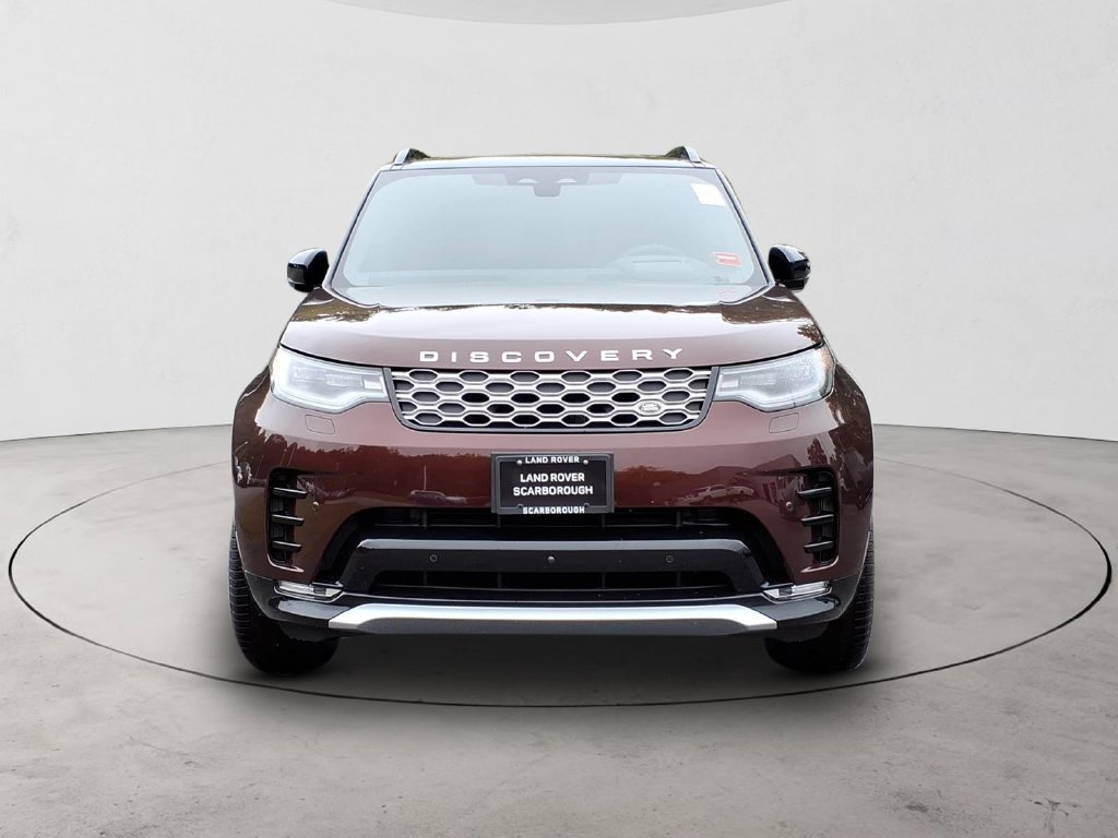 New 2026 Land Rover Discovery Limited Edition AWD/4WD image 2