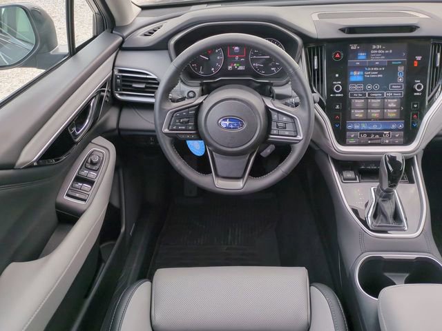 Used 2025 Subaru Outback Limited image 17