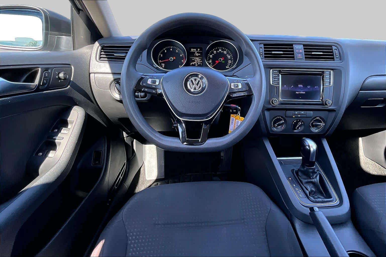 Used 2016 Volkswagen Jetta S FWD image 5