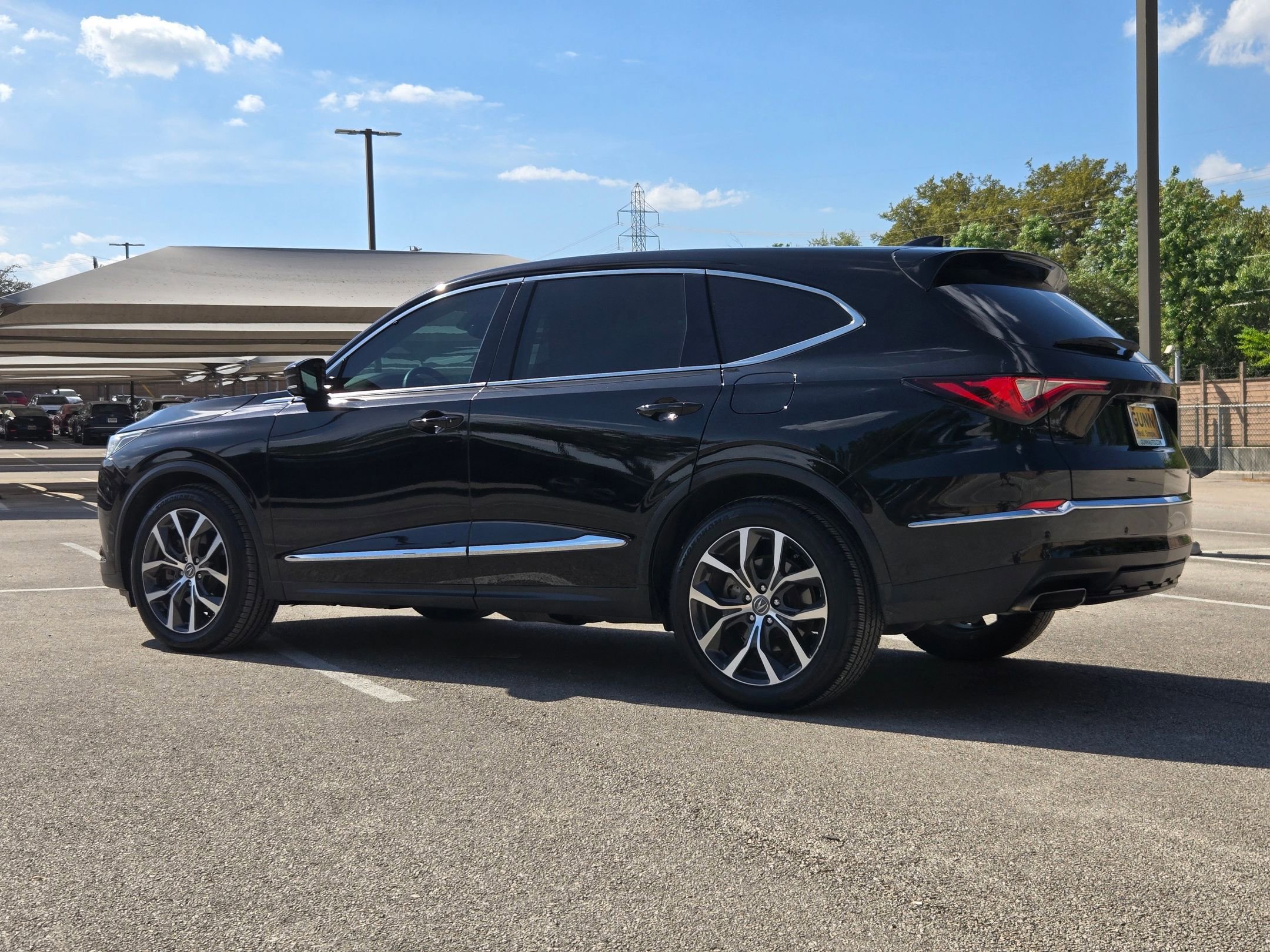 Certified 2023 Acura MDX SH-AWD w/ Technology Package image 5
