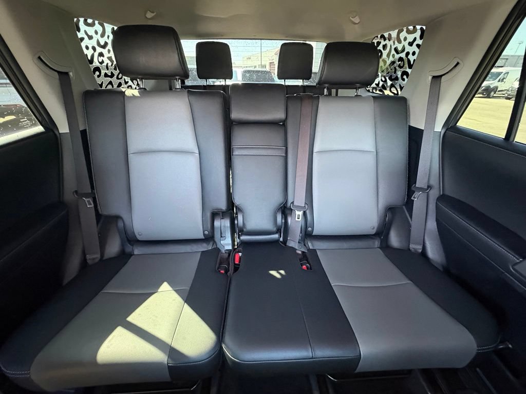 Used 2024 Toyota 4Runner SR5 Premium w/ Moonroof Package AWD/4WD image 30