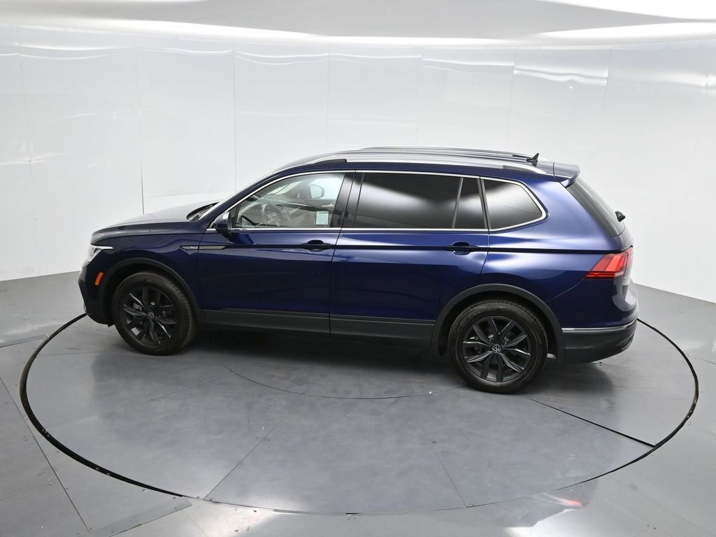 Used 2024 Volkswagen Tiguan SE image 50