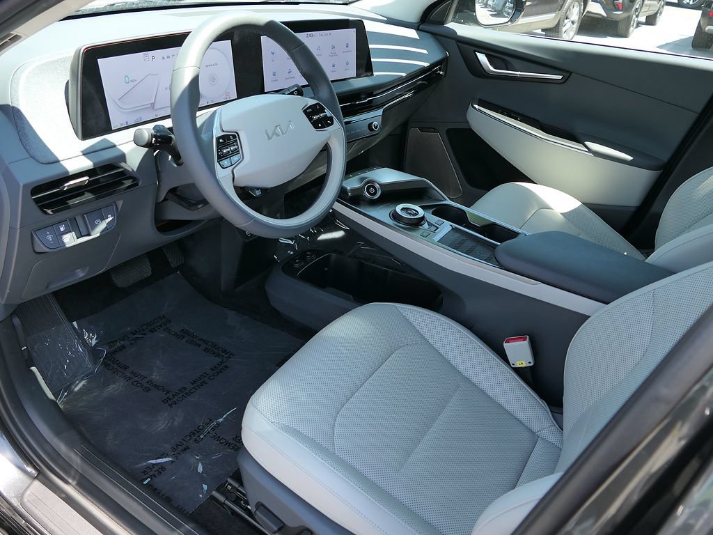 Used 2024 Kia EV6 Wind AWD/4WD image 10