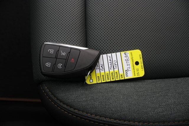 New 2026 GMC Terrain AT4 w/ Convenience Package III image 9