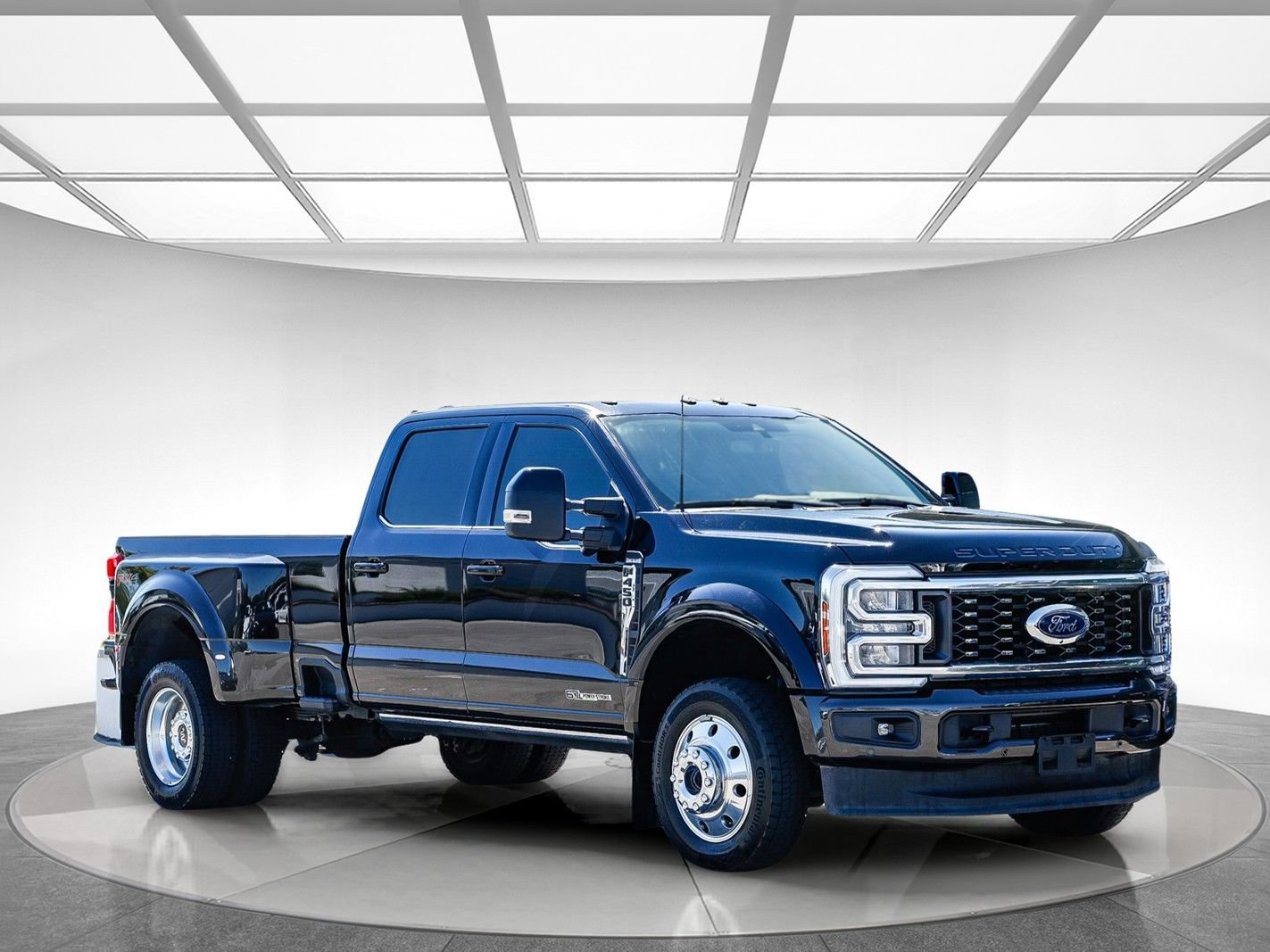 Used 2024 Ford F450 King Ranch w/ FX4 Off-Road Package AWD/4WD image 5