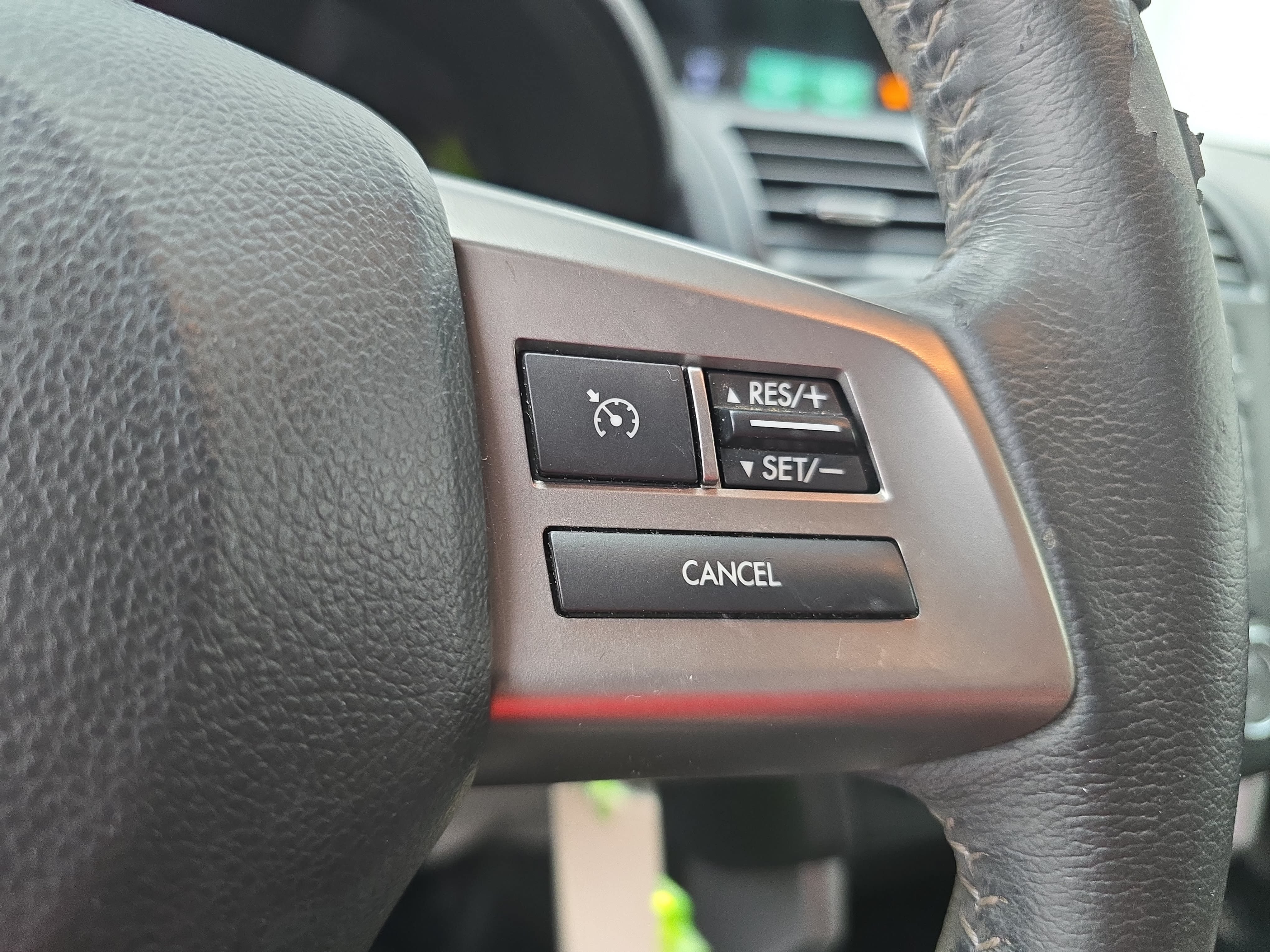 Used 2014 Subaru Forester 2.5i Limited AWD/4WD image 18