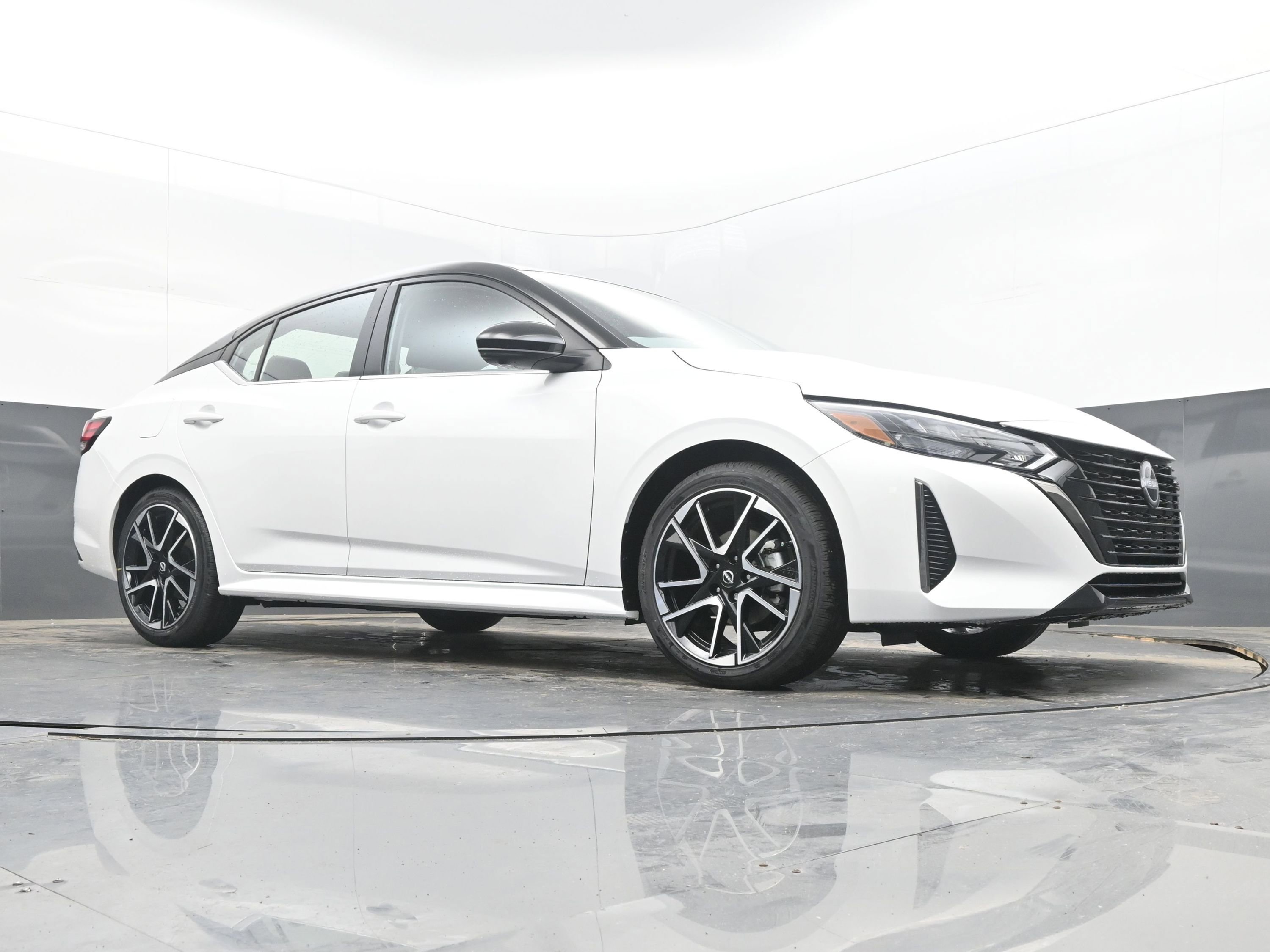 New 2025 Nissan Sentra SR w/ SR Premium Package image 22