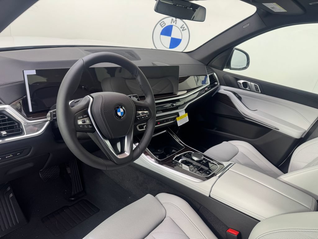 New 2026 BMW X5 xDrive40i AWD/4WD image 11