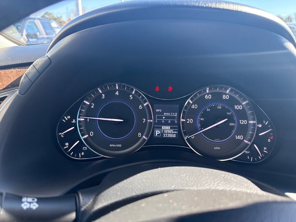 Used 2015 INFINITI QX80 Luxe w/ 22" Wheel Package image 9