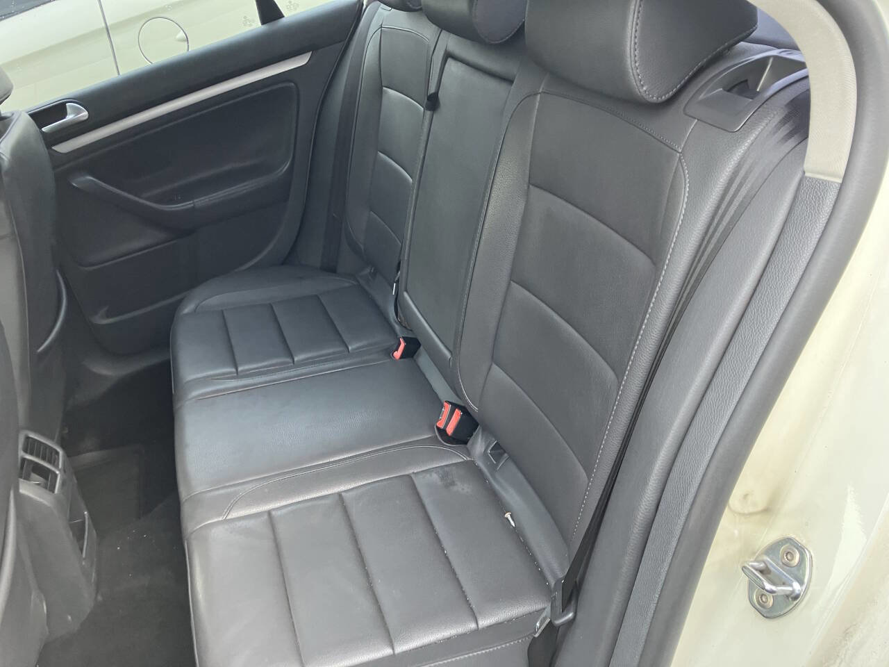 Used 2008 Volkswagen Jetta SE image 29