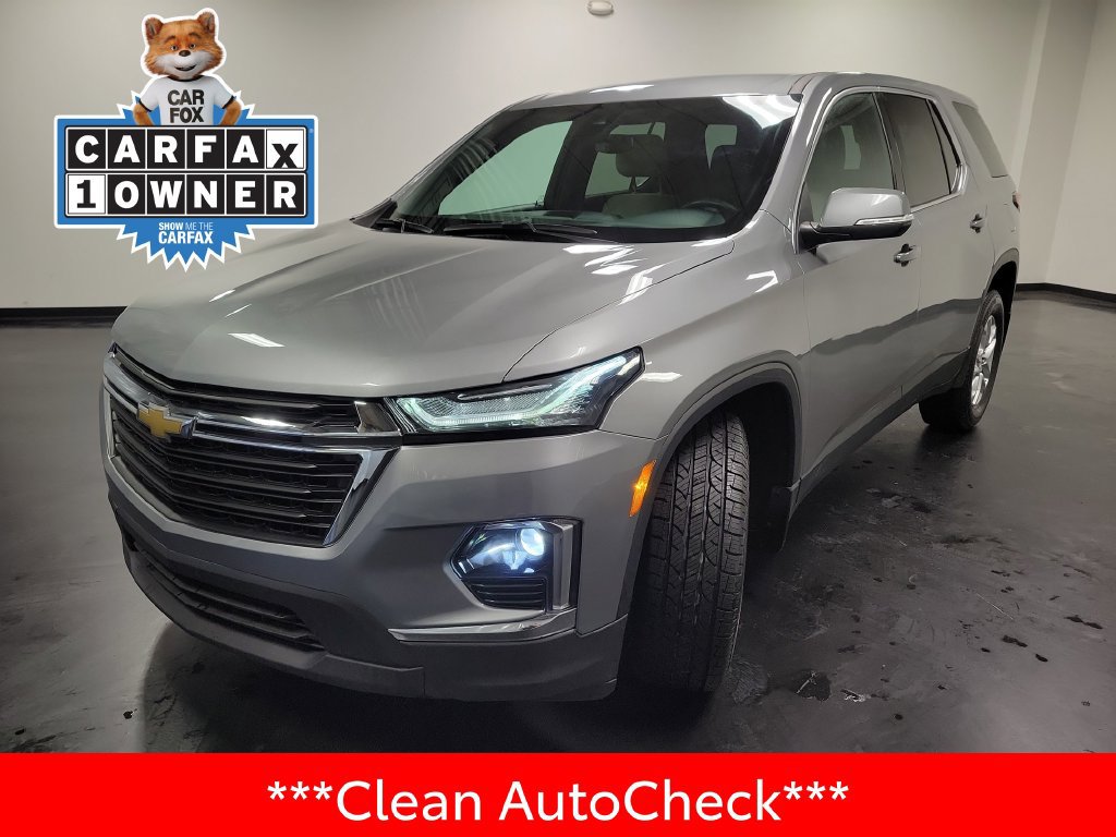 Used 2023 Chevrolet Traverse LS w/ Safety Package AWD/4WD image 4