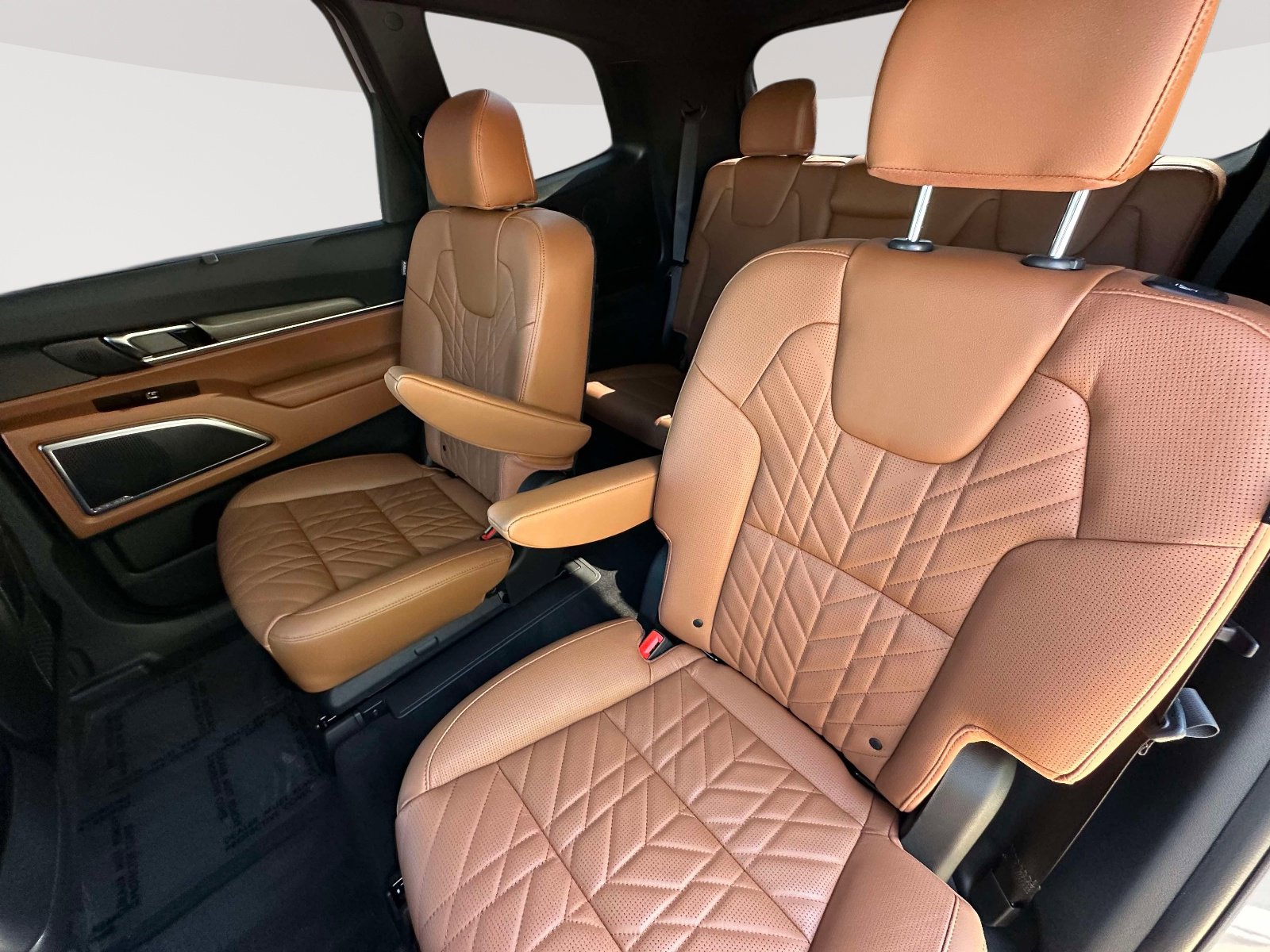 Used 2025 Kia Telluride SX X-Line image 32
