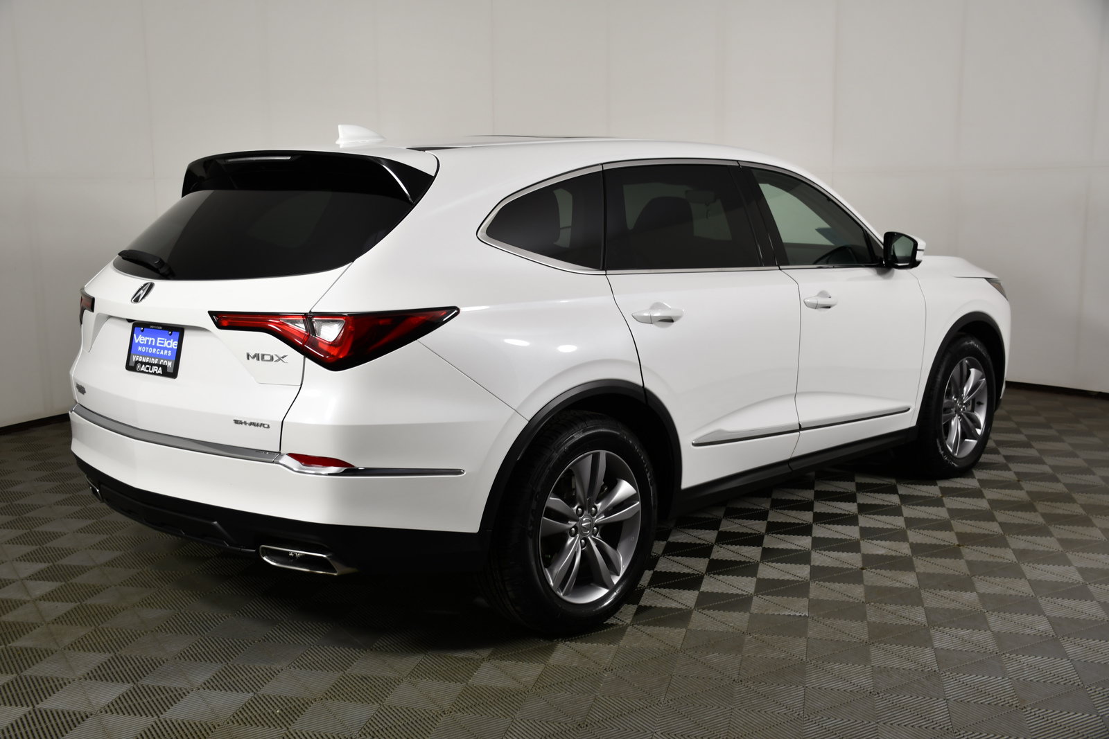 Certified 2024 Acura MDX SH-AWD image 6