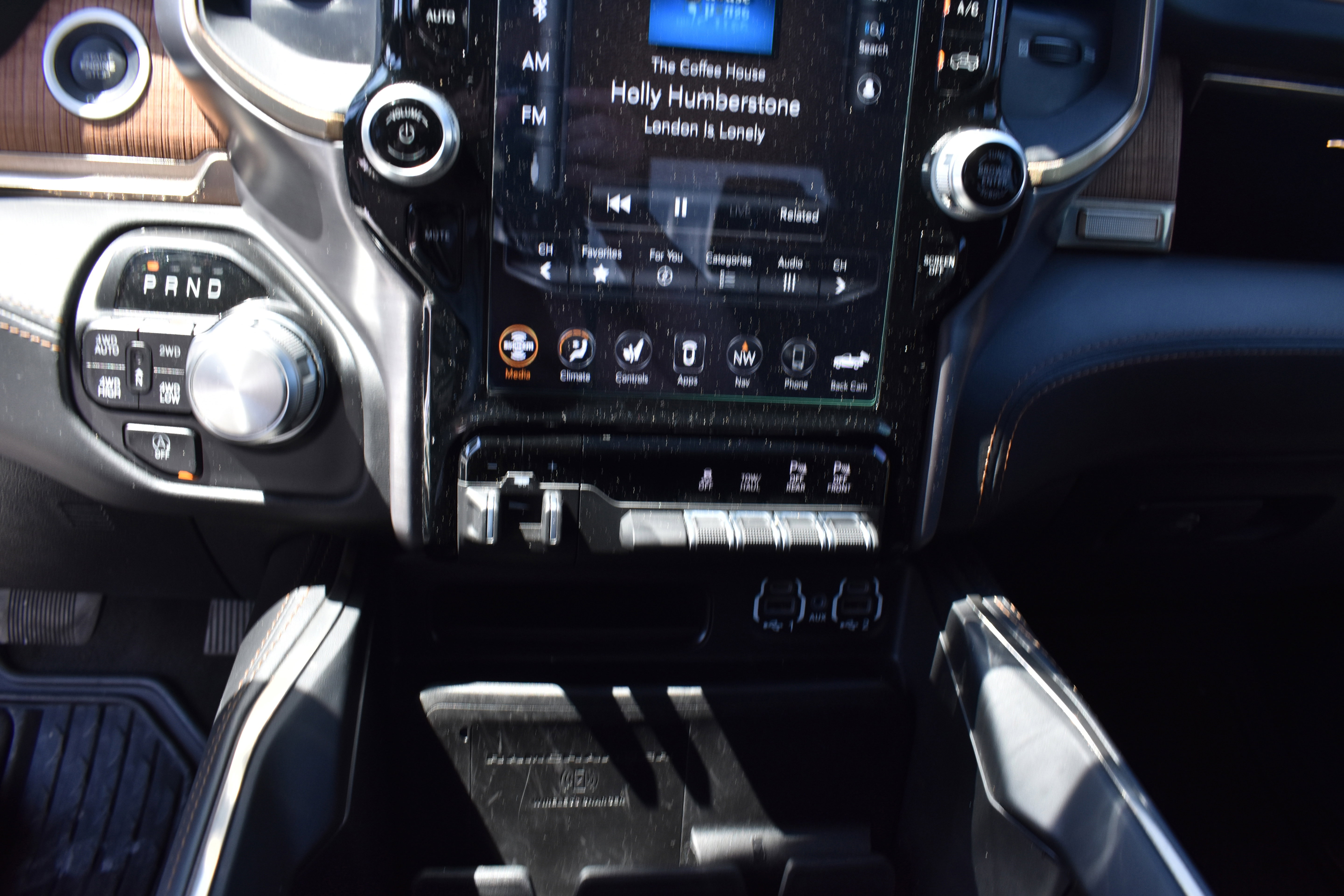Used 2021 RAM 1500 Limited AWD/4WD image 21