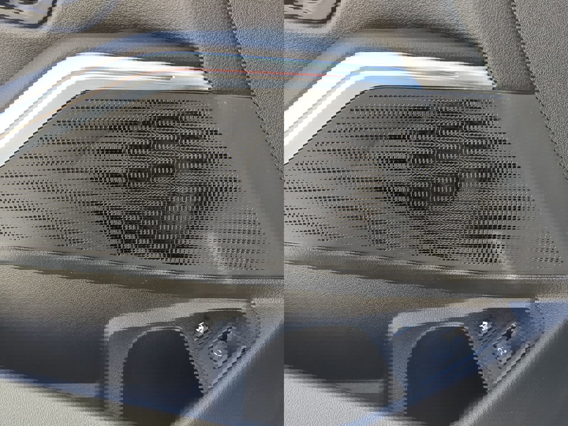 Used 2022 BMW 330e w/ M Sport Package image 42