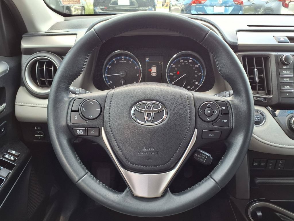 Used 2016 Toyota RAV4 Limited FWD image 29