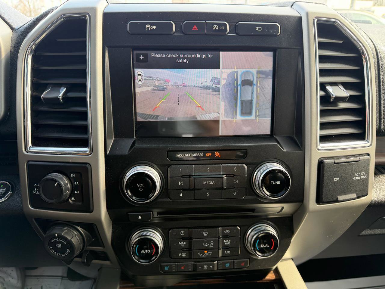 Used 2017 Ford F150 Lariat w/ Equipment Group 502A Luxury image 24