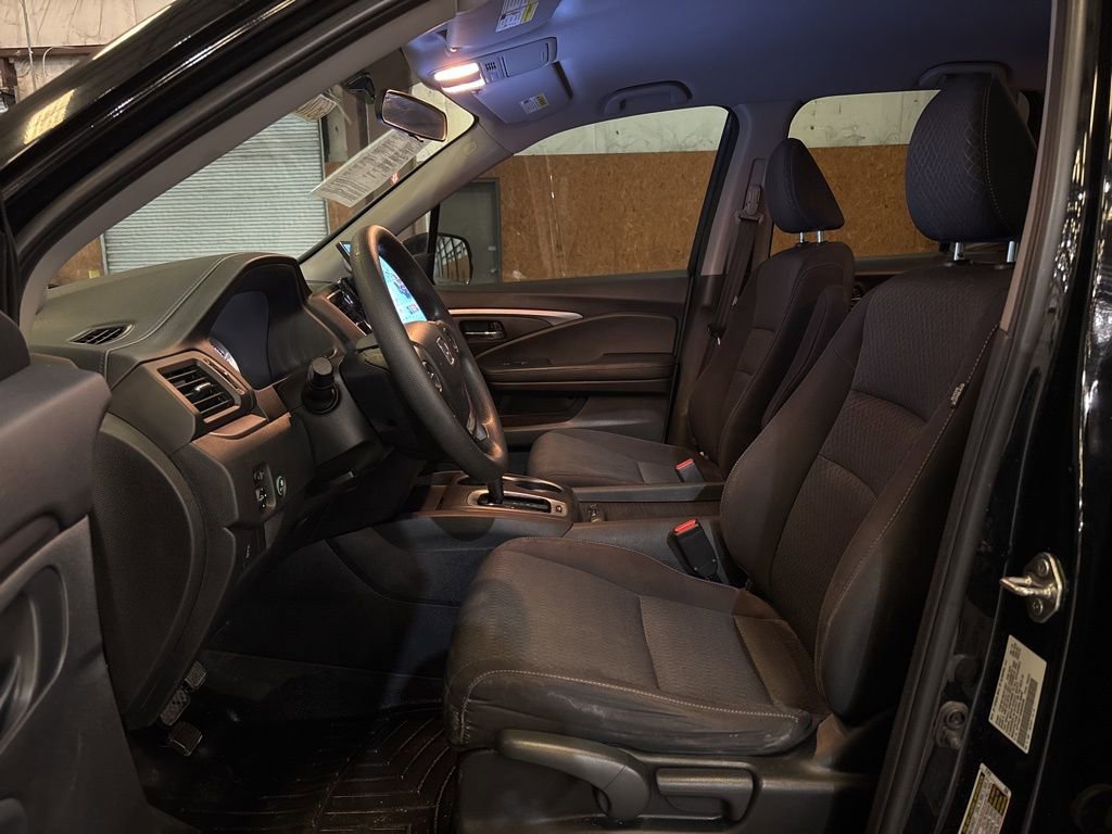 Used 2019 Honda Ridgeline Sport image 10