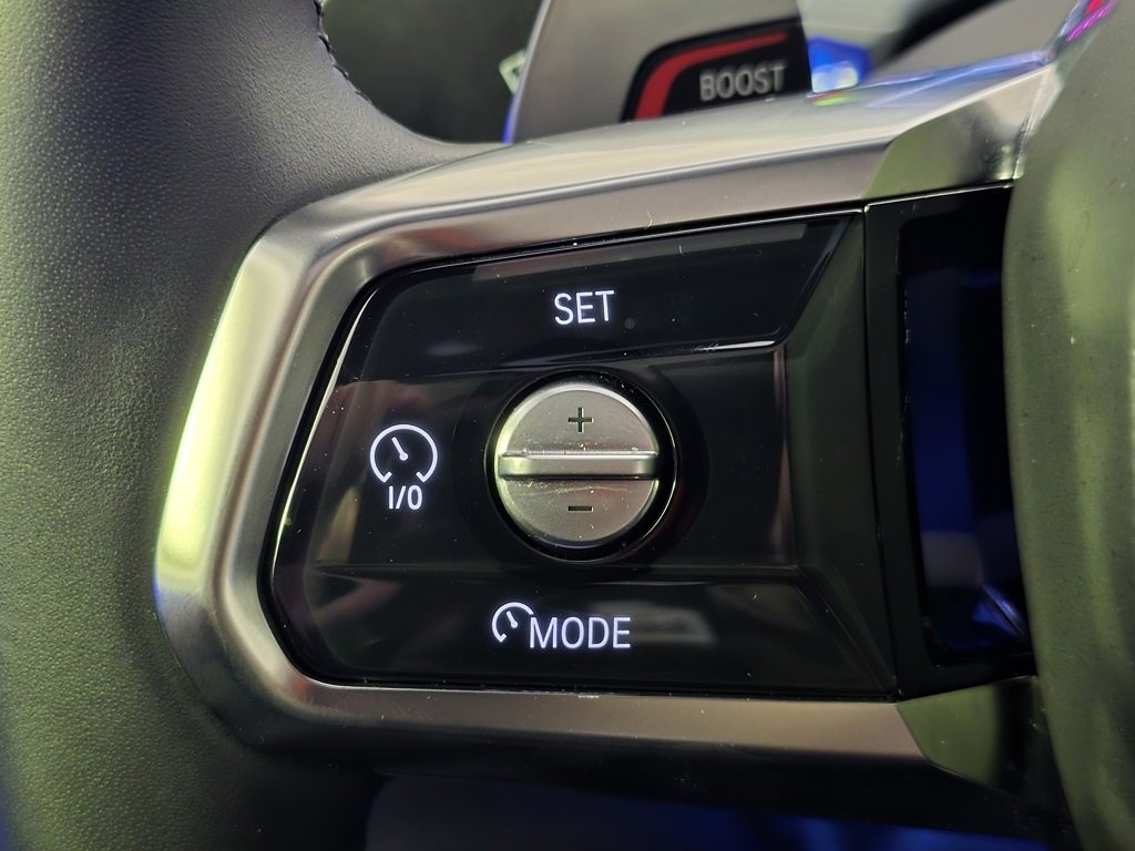 Used 2024 BMW 760i xDrive w/ Executive Package image 18