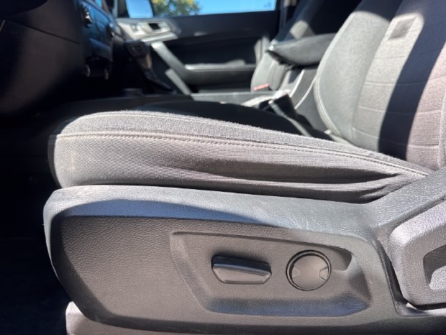 Used 2019 Ford Ranger XLT w/ Equipment Group 302A Luxury AWD/4WD image 13