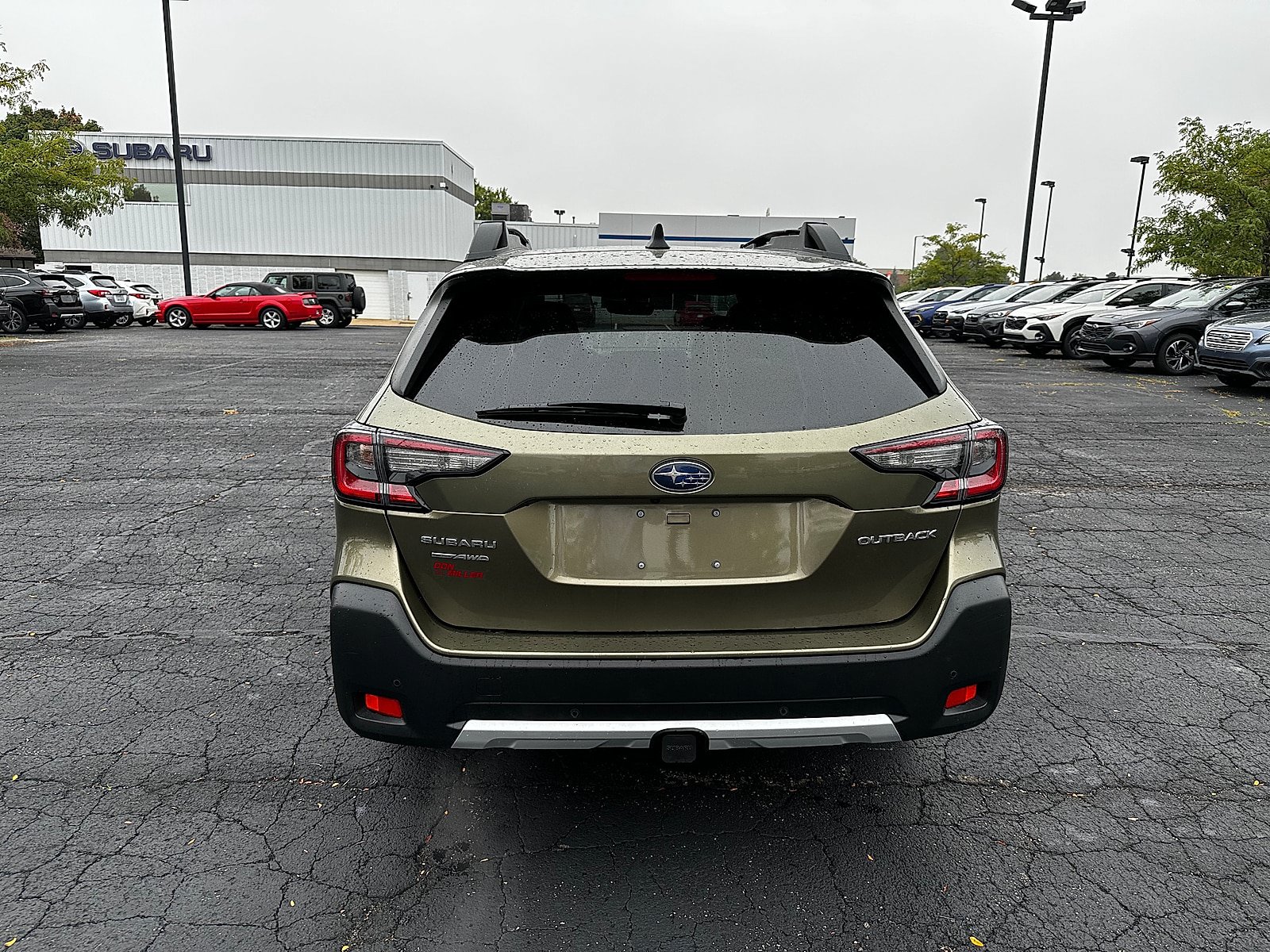 Certified 2024 Subaru Outback Limited AWD/4WD image 4