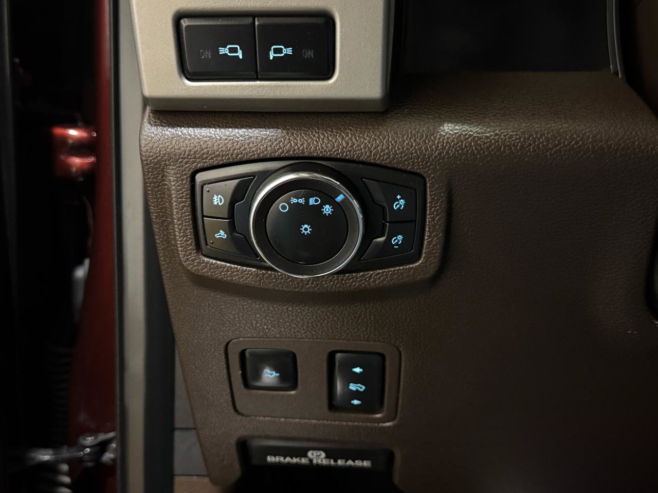 Used 2017 Ford F350 King Ranch w/ King Ranch Ultimate Package AWD/4WD image 26