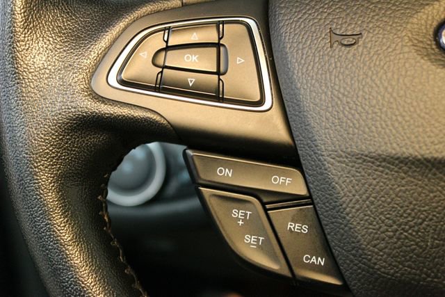 Used 2019 Ford Escape SEL image 21
