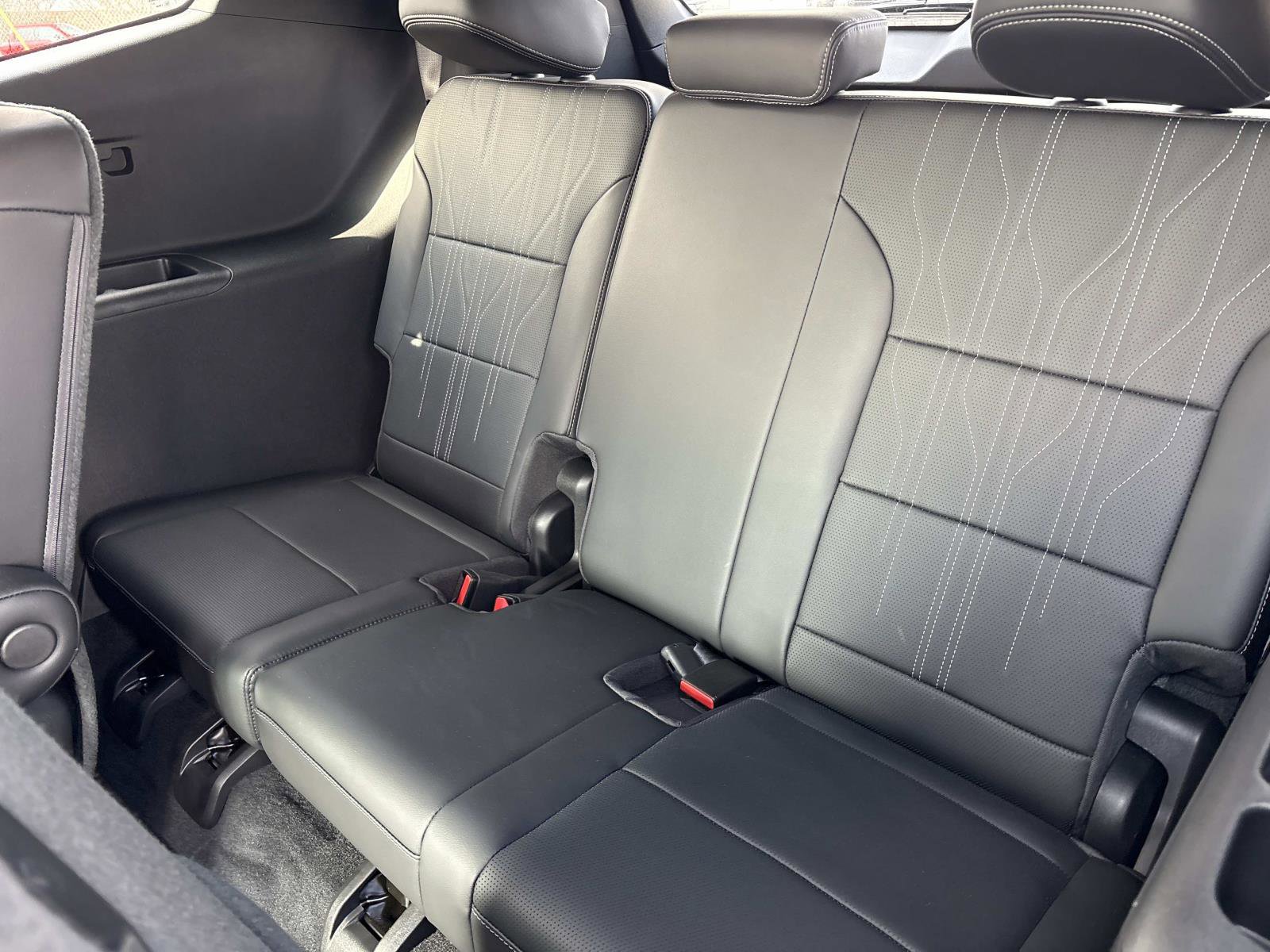 Certified 2025 Buick Enclave Avenir w/ Super Cruise Package image 34