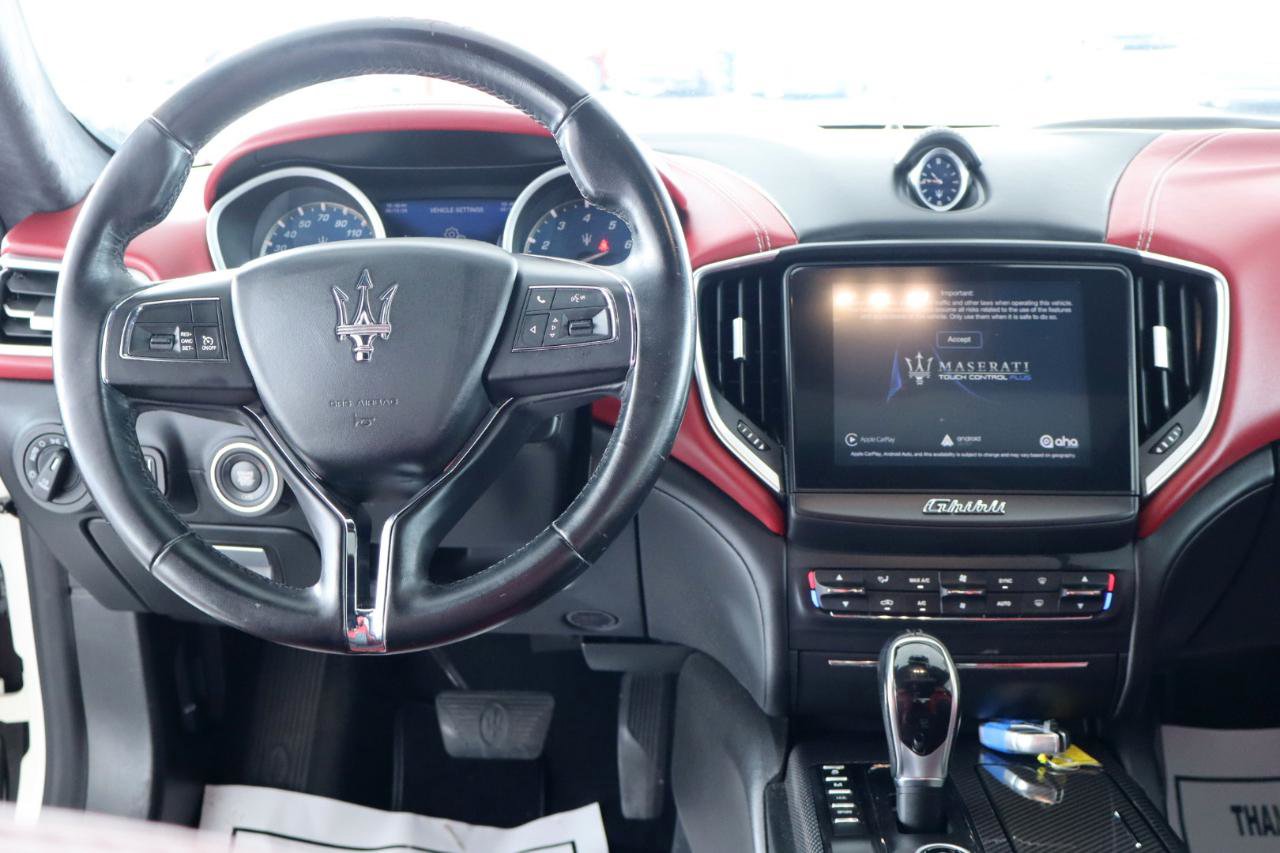 Used 2018 Maserati Ghibli S GranLusso RWD image 17
