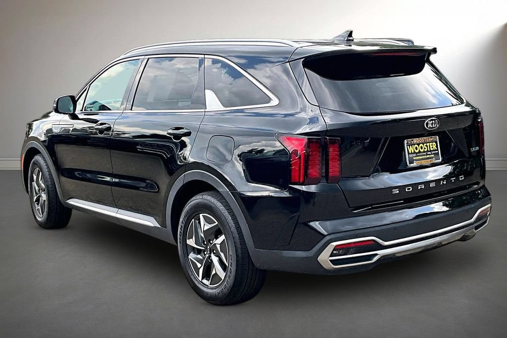 Used 2021 Kia Sorento S FWD image 4