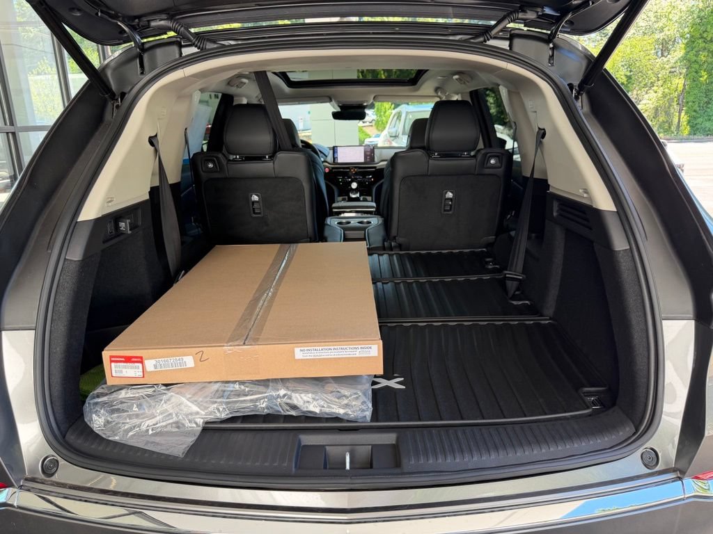 New 2026 Acura MDX SH-AWD image 10
