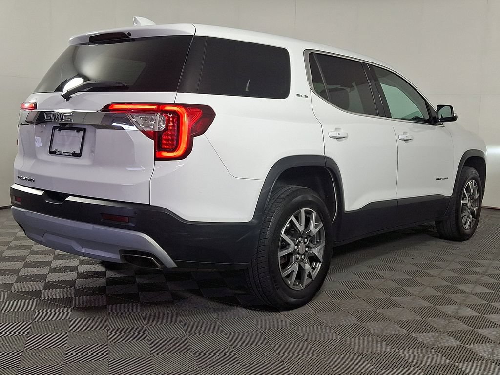 Used 2020 GMC Acadia SLE w/ LPO, Floor Liner Package FWD image 9