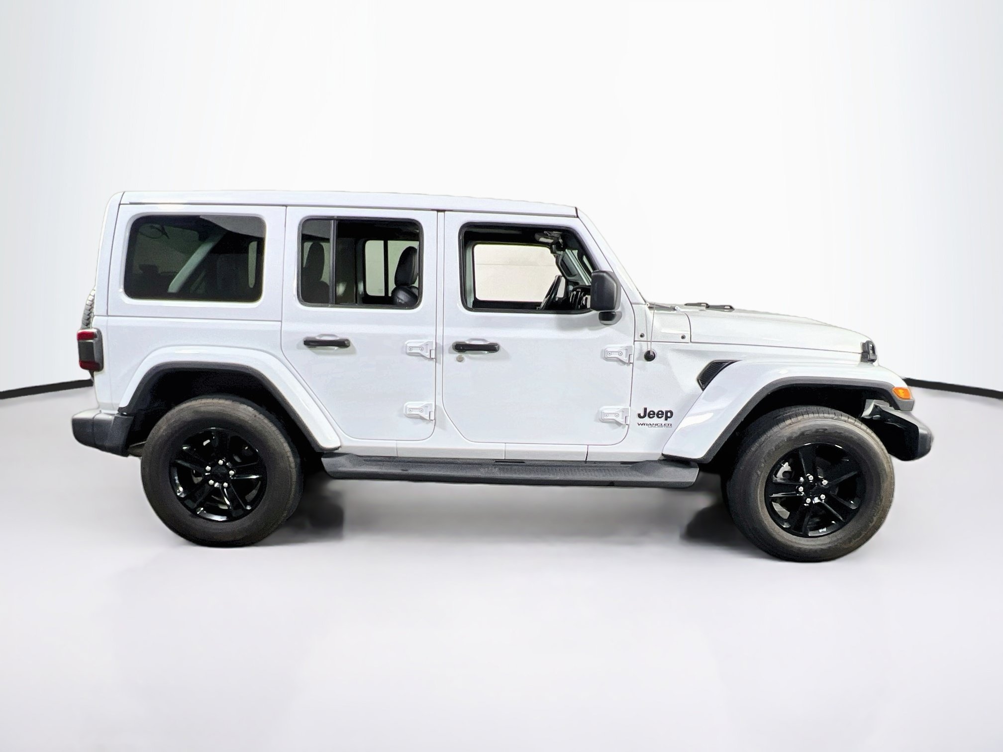 Used 2021 Jeep Wrangler Unlimited Sahara AWD/4WD image 4
