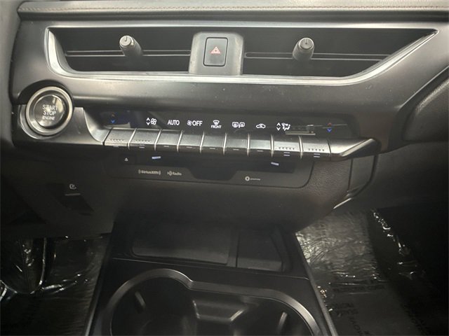 Used 2022 Lexus UX 200 image 18