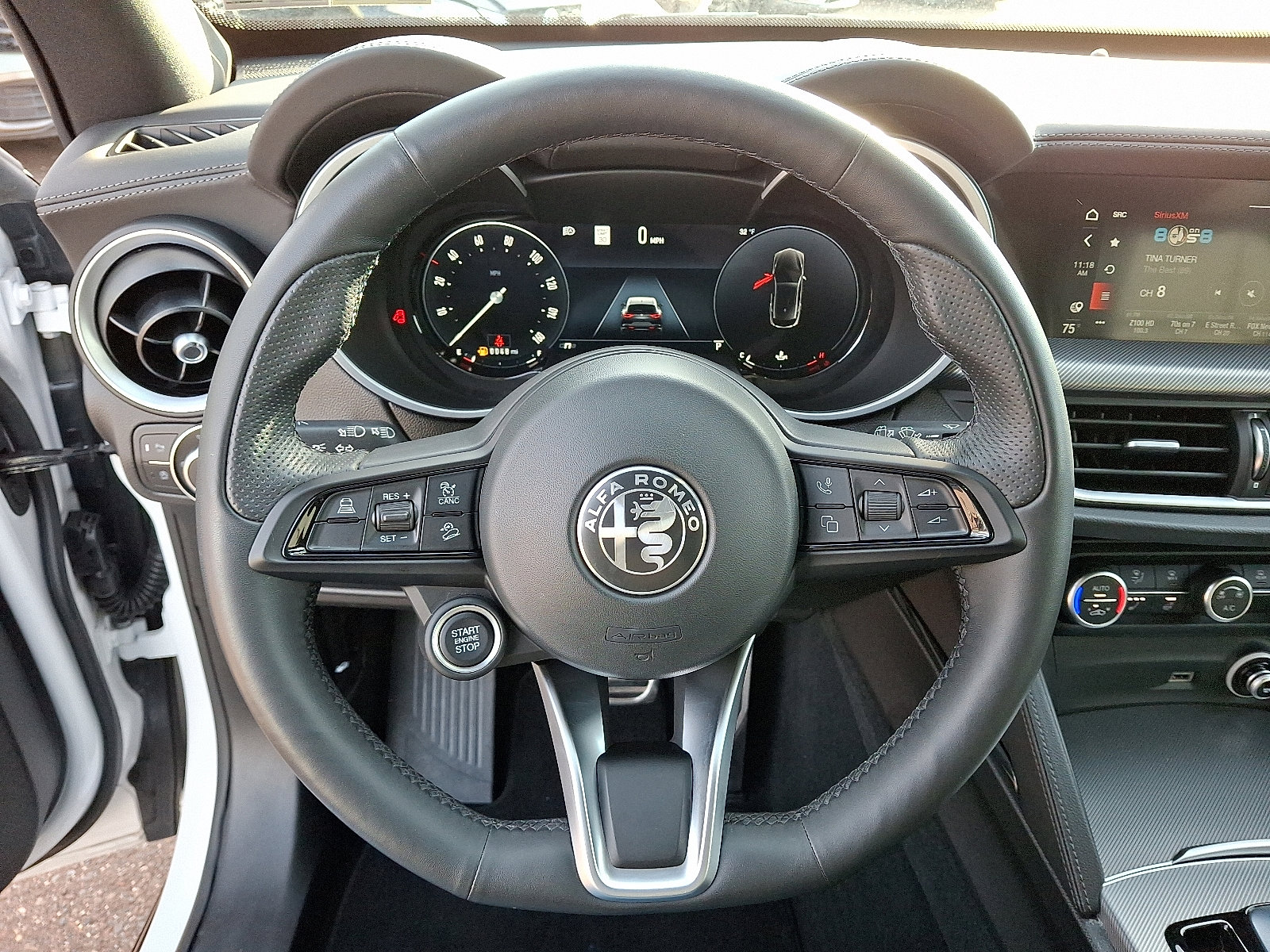 Used 2024 Alfa Romeo Stelvio Ti image 21