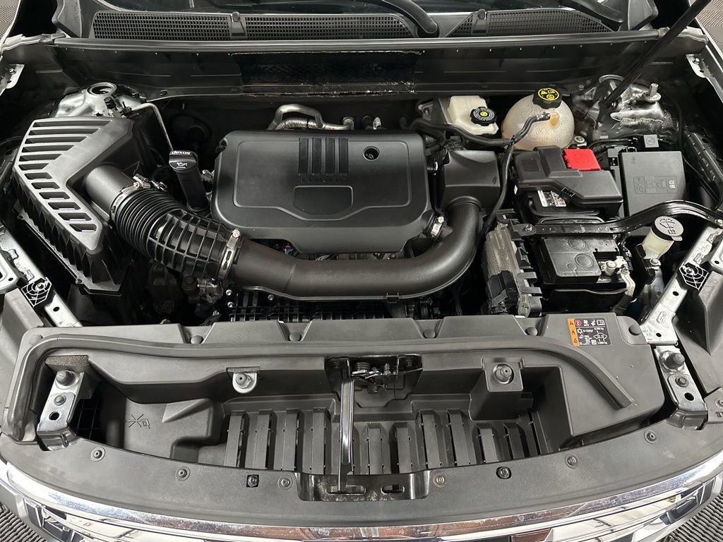 Used 2023 GMC Acadia SLT image 40