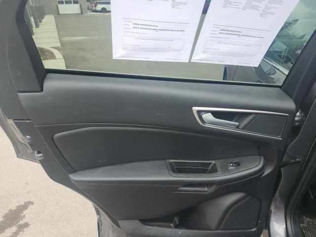 Used 2024 Ford Edge SEL w/ Convenience Package image 15