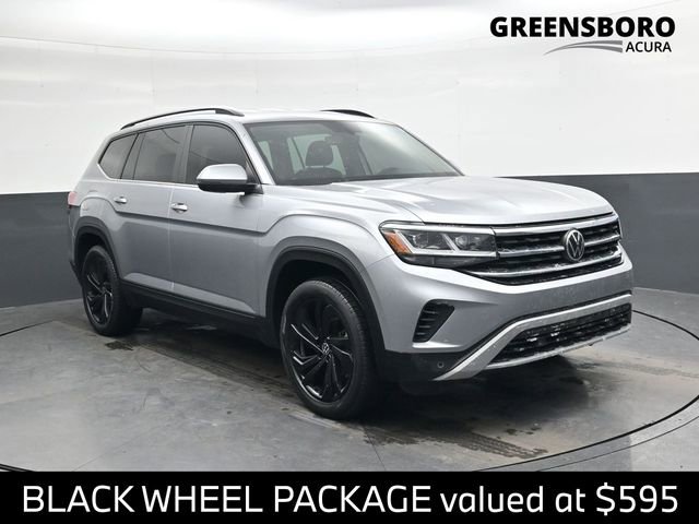 Used 2022 Volkswagen Atlas SE w/ Black Wheel Package