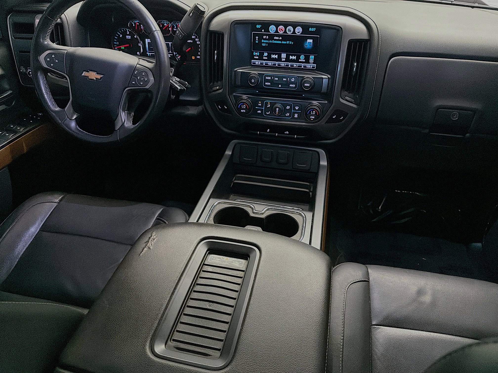 Used 2018 Chevrolet Silverado 1500 LTZ RWD image 12