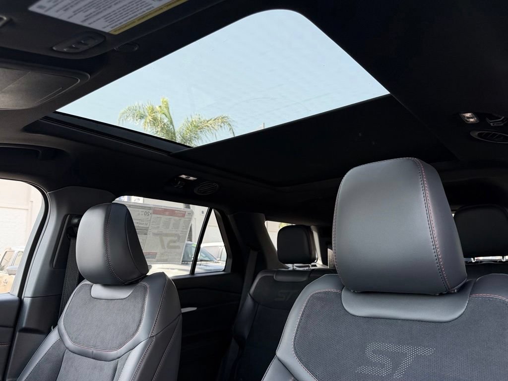 New 2026 Ford Explorer ST w/ Sun And Sound Package AWD/4WD image 14