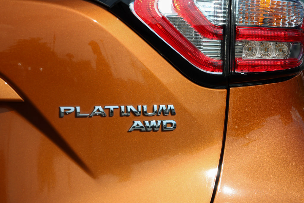 Used 2015 Nissan Murano Platinum w/ Platinum Technology Package AWD/4WD image 16