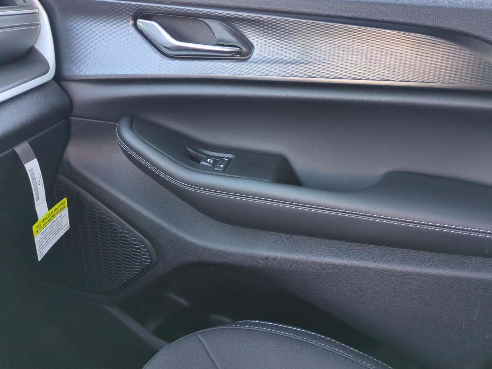 New 2025 Jeep Grand Cherokee Laredo image 16