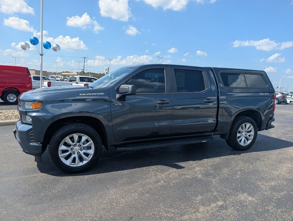 Used 2019 Chevrolet Silverado 1500 Custom w/ Custom Convenience Package AWD/4WD image 4