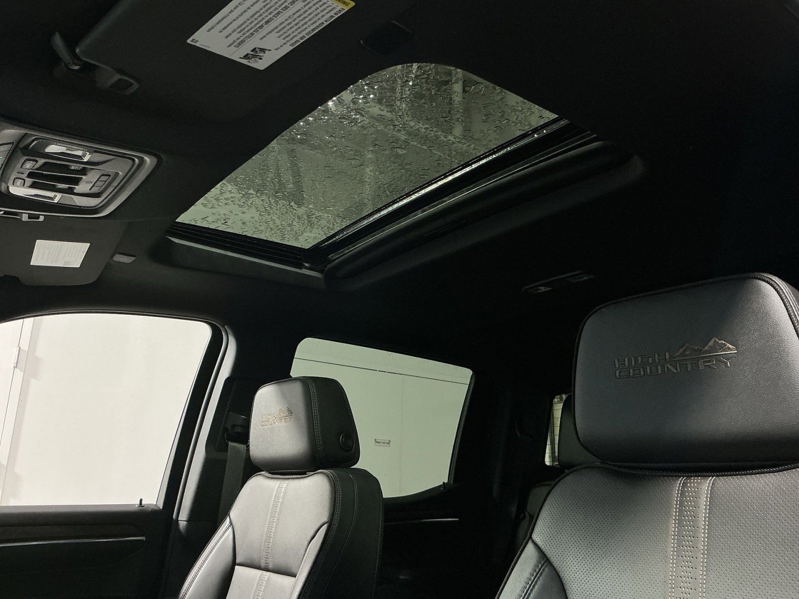 Used 2023 Chevrolet Silverado 1500 High Country w/ High Country Premium Package image 31