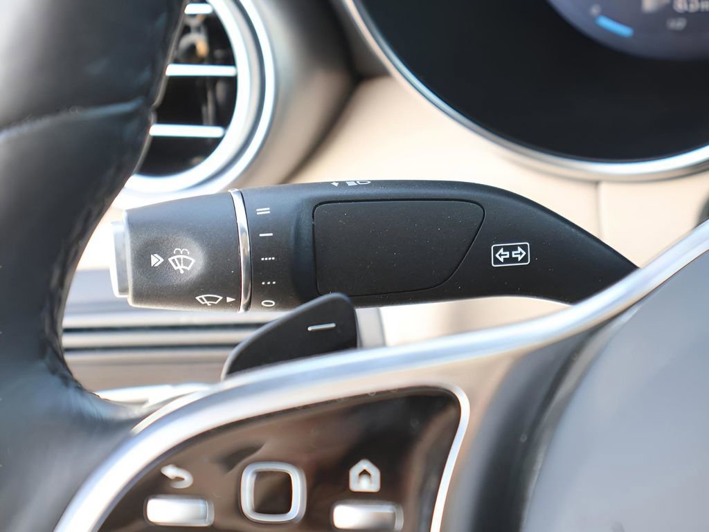 Used 2020 Mercedes-Benz GLC 300 4MATIC Coupe image 37