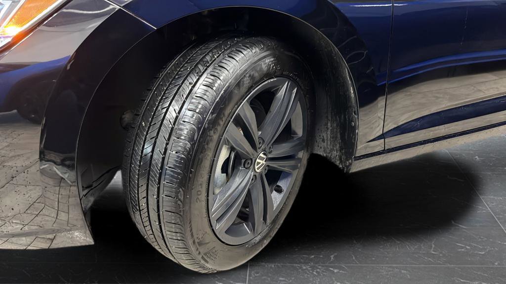 Used 2024 Volkswagen Jetta SE w/ Panoramic Sunroof Package FWD image 29