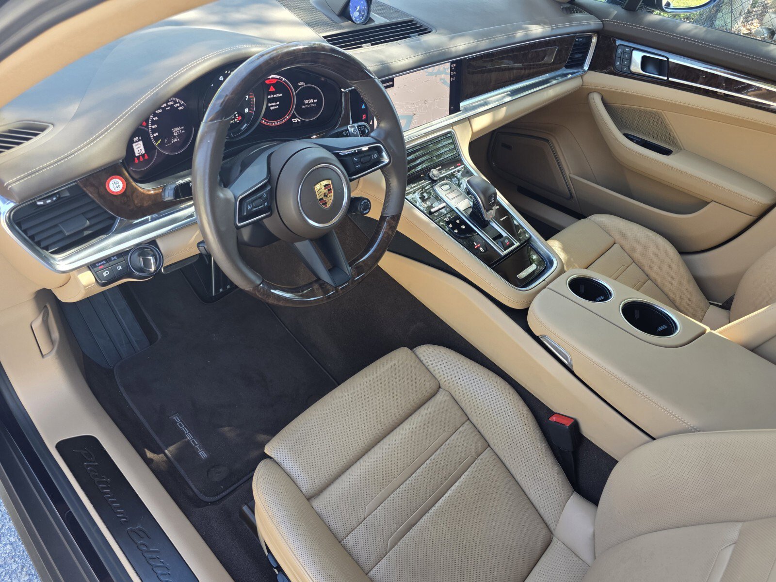 Used 2022 Porsche Panamera 4 E-Hybrid AWD/4WD image 12