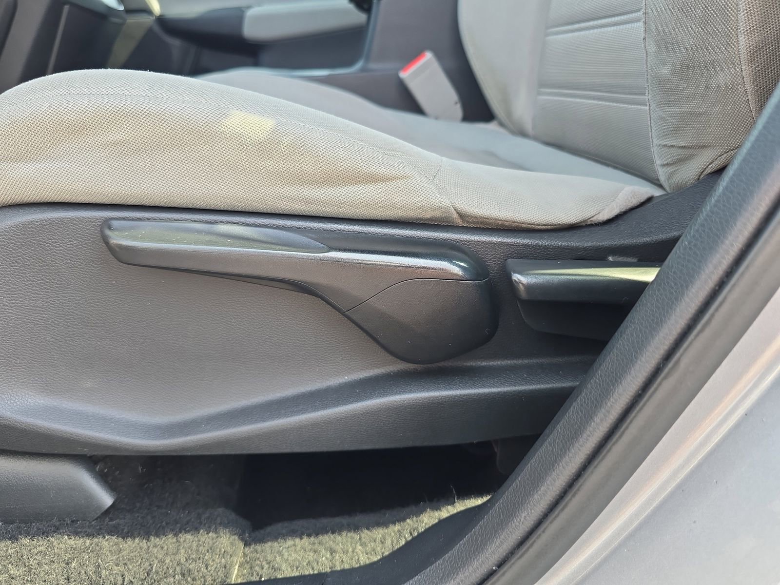 Used 2019 Honda CR-V LX image 15