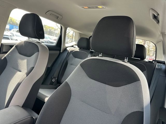 Used 2022 Volkswagen Taos S image 16